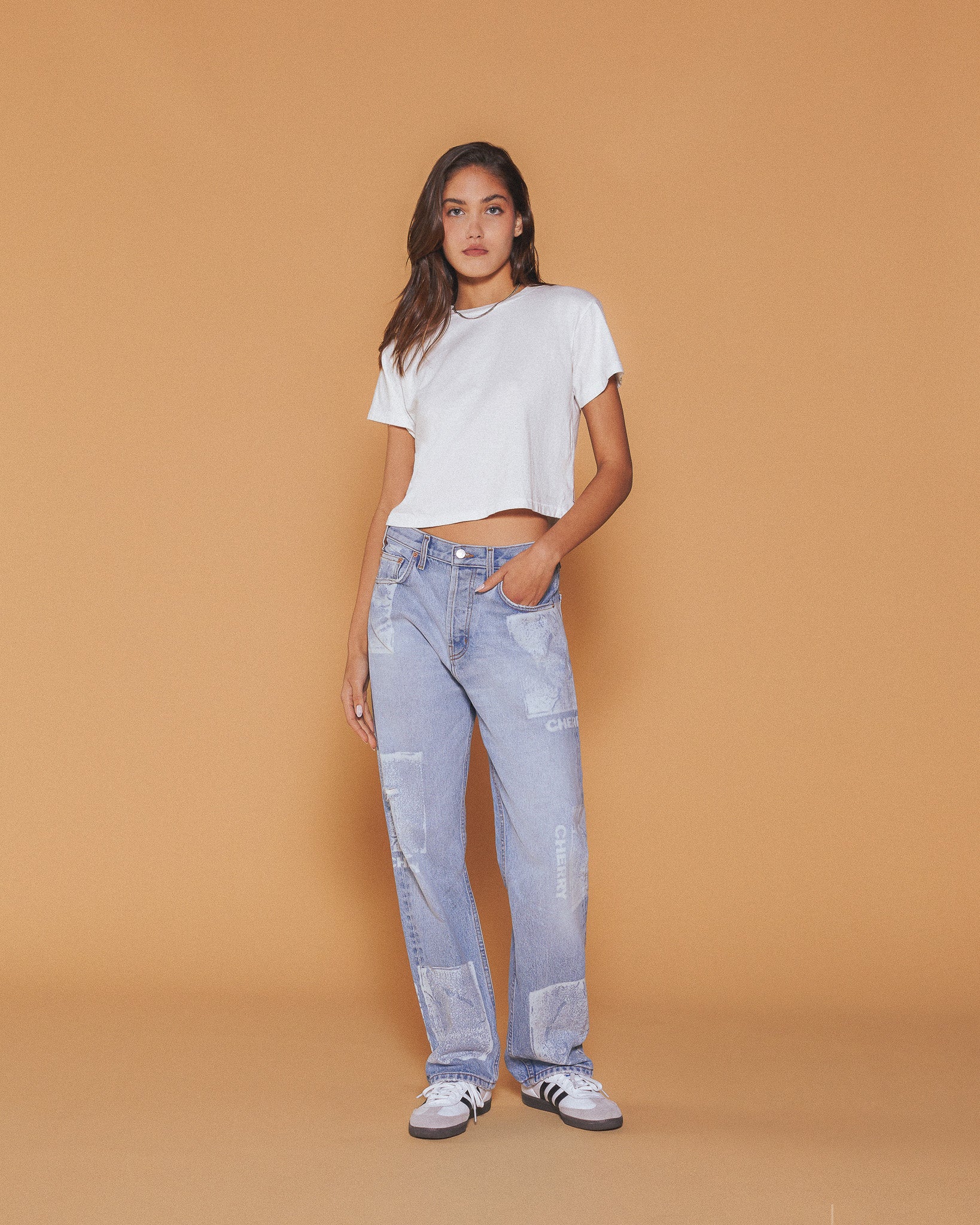 Basic Boxy Women's T-Shirt (White) - Image 2